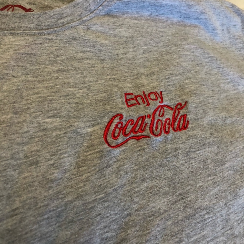 Coca Cola tee. Embroidered logo.